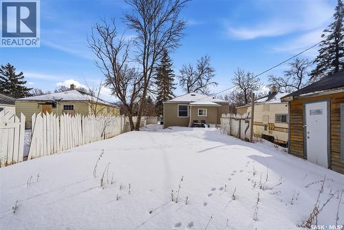 414 18Th Avenue, Regina, SK - Outdoor