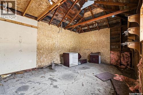 414 18Th Avenue, Regina, SK - Indoor