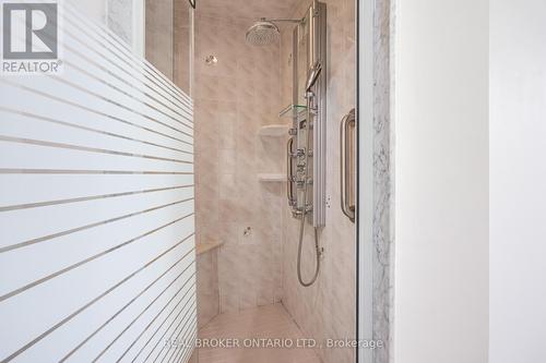 1483 Brenner Crescent, Burlington, ON - Indoor Photo Showing Bathroom
