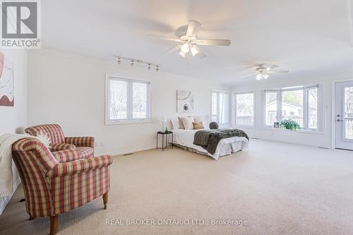 1483 Brenner Crescent, Burlington, ON - Indoor Photo Showing Bedroom
