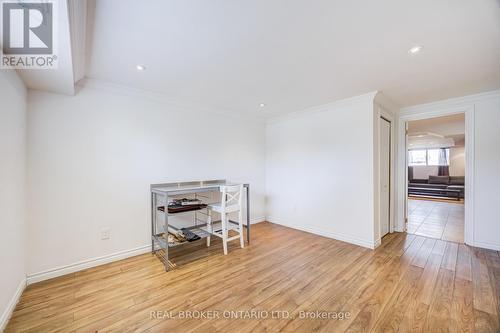 1483 Brenner Crescent, Burlington, ON - Indoor Photo Showing Other Room