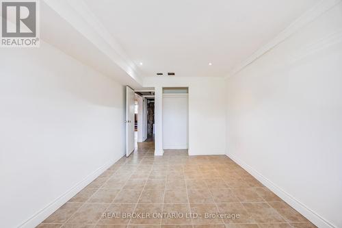 1483 Brenner Crescent, Burlington, ON - Indoor Photo Showing Other Room