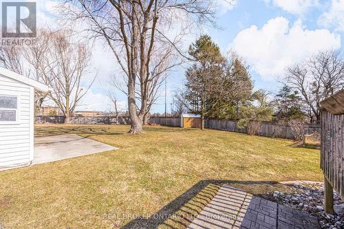 1483 Brenner Crescent, Burlington, ON - Outdoor