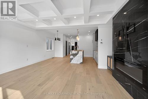 1036 Garth Street, Hamilton, ON - Indoor Photo Showing Other Room