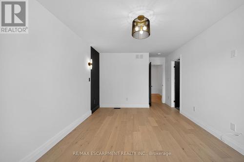1036 Garth Street, Hamilton, ON - Indoor Photo Showing Other Room