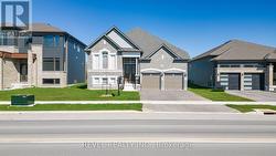 220 RAMBLEWOOD DRIVE  Wasaga Beach, ON L9Z 2B2