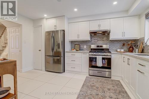 783 Dodsworth Crescent, Mississauga, ON - Indoor Photo Showing Kitchen With Stainless Steel Kitchen