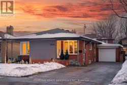 1634 TARN ROAD  Mississauga, ON L4X 1B1