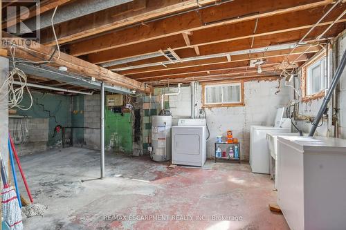 560 Stone Church Road E, Hamilton, ON - Indoor Photo Showing Other Room