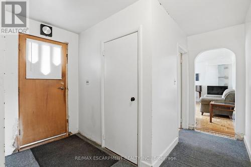 560 Stone Church Road E, Hamilton, ON - Indoor Photo Showing Other Room