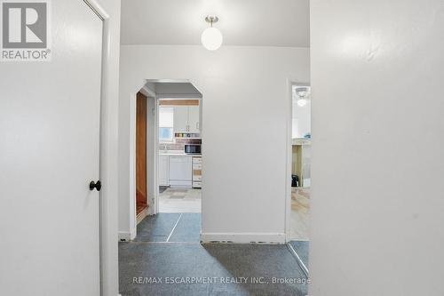 560 Stone Church Road E, Hamilton, ON - Indoor Photo Showing Other Room