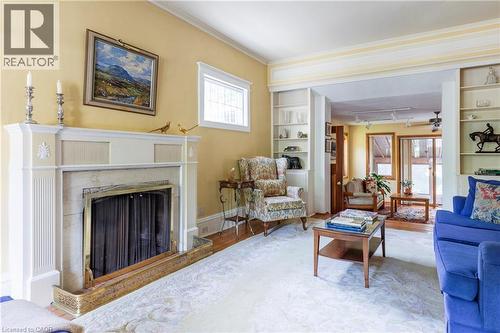 74 Chedoke Avenue, Hamilton, ON - Indoor Photo Showing Living Room With Fireplace
