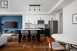 1001 - 1171 QUEEN STREET W  Toronto, ON M6J 0A5