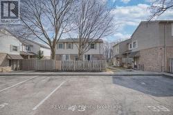 43 - 1300 UPPER OTTAWA STREET  Hamilton (Quinndale), ON L8W 1M8