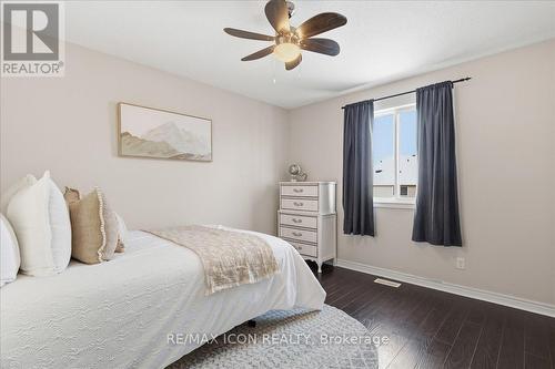 361 Sienna Crescent, Kitchener, ON - Indoor Photo Showing Bedroom
