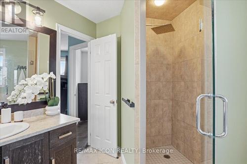 361 Sienna Crescent, Kitchener, ON - Indoor Photo Showing Bathroom