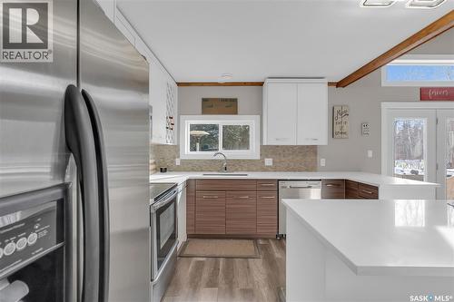 102 Moore Drive, Christopher Lake, SK - Indoor Photo Showing Kitchen With Upgraded Kitchen