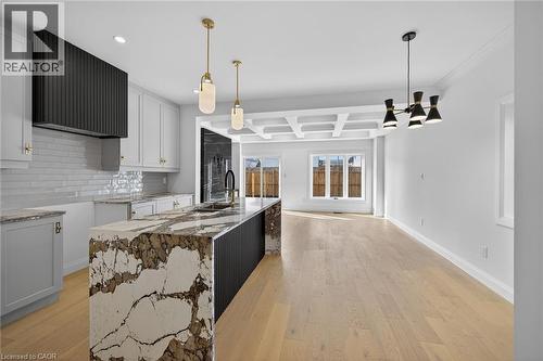 1036 Garth Street, Hamilton, ON - Indoor Photo Showing Kitchen With Upgraded Kitchen