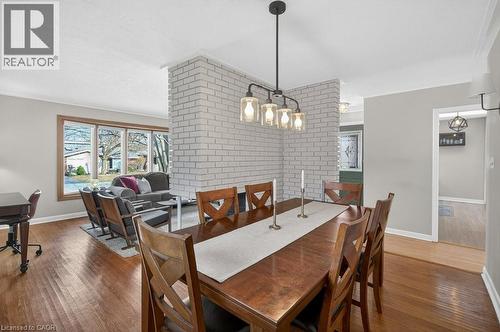 362 Pepper Drive, Burlington, ON - Indoor Photo Showing Dining Room