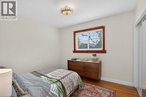 362 Pepper Drive, Burlington, ON - Indoor Photo Showing Bedroom