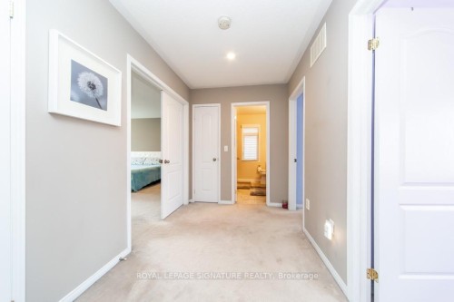 3260 Sealey Crescent, Burlington, ON - Indoor Photo Showing Other Room