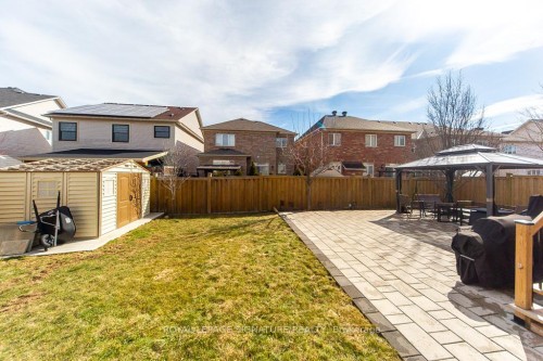 3260 Sealey Crescent, Burlington, ON - Outdoor