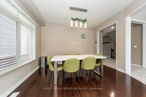 3260 Sealey Crescent, Burlington, ON - Indoor Photo Showing Dining Room
