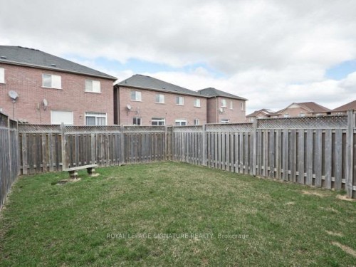 67 Breton Avenue, Mississauga, ON - Outdoor