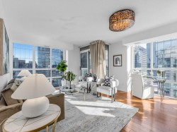 3906-30 Grand Trunk Crescent  Toronto, ON M5J 3A4