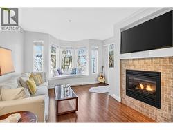 304 588 TWELFTH STREET  New Westminster, BC V3M 4H9