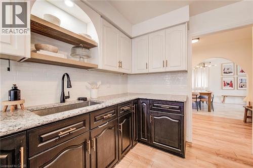 43 Southview Crescent, Cambridge, ON - Indoor Photo Showing Kitchen