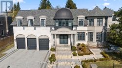 18 SUNCREST DRIVE  Toronto, ON M3C 2L2