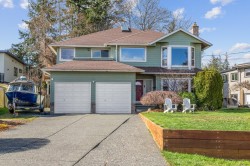 4589 Kilmarnock Dr  Courtenay, BC V9N 9S6