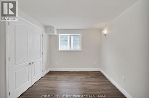 423 Logan Unit# 1, 2, Windsor, ON - Indoor Photo Showing Other Room