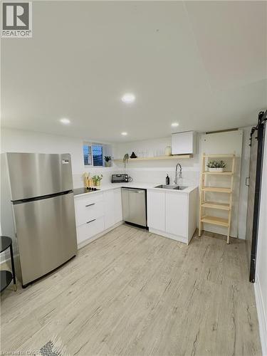 196 Walnut Street S, Hamilton, ON - Indoor Photo Showing Kitchen With Double Sink