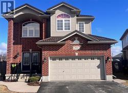 962 PEBBLECREEK Court  Kitchener, ON N2A 0C5