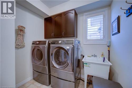 962 Pebblecreek Court, Kitchener, ON - Indoor Photo Showing Laundry Room