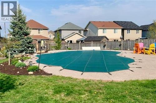 962 Pebblecreek Court, Kitchener, ON - Outdoor