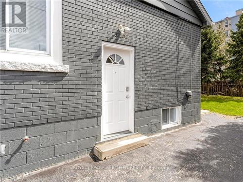 54 Duncombe Drive, Hamilton, ON - Outdoor With Exterior