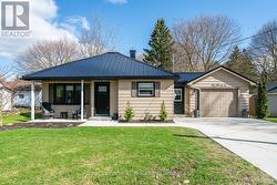 226 BIRMINGHAM STREET W Wellington North (Mount Forest), ON N0G 2L1