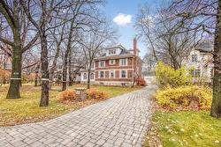 1278 Wellington Crescent  Winnipeg, MB R3M 3P8