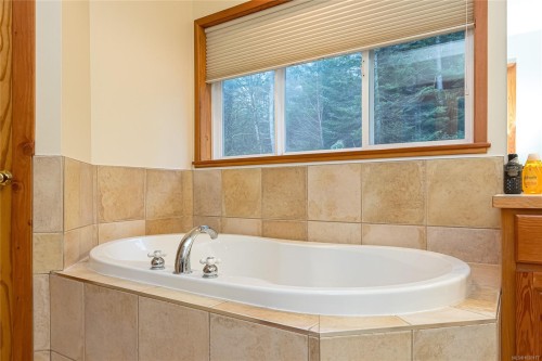 1291 Boulderpath Rd, Metchosin, BC 