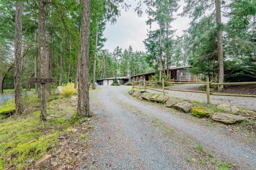 3165 Ingram Rd, Nanaimo, BC 