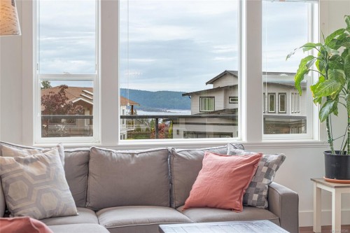 606 Stevens Pl, Ladysmith, BC 