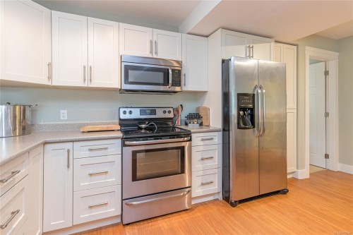 606 Stevens Pl, Ladysmith, BC 