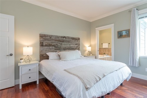 606 Stevens Pl, Ladysmith, BC 