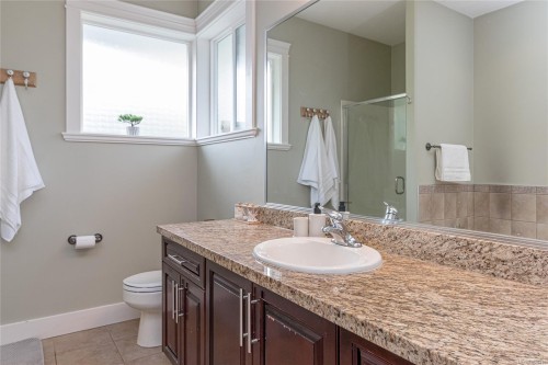 606 Stevens Pl, Ladysmith, BC 