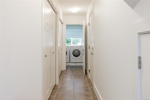 606 Stevens Pl, Ladysmith, BC 