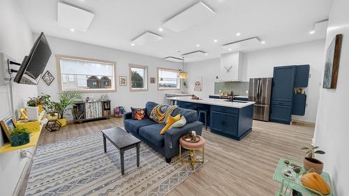 63 Deer Park Avenue, Kimberley, BC - Indoor