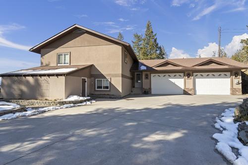 2715 3A Highway, Wynndel, BC - Outdoor With Facade